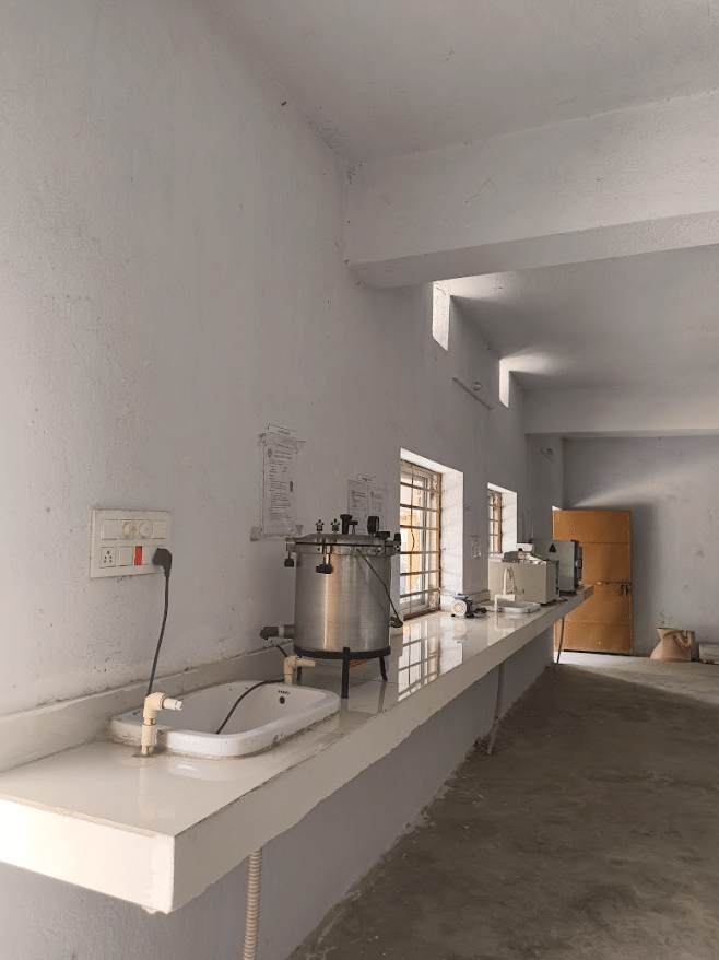 HGEA College of Pharmacy Bokaro Labs photo 26